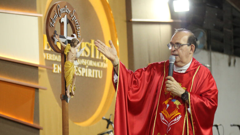 PADRE JOSE EUGENIO HOYOS