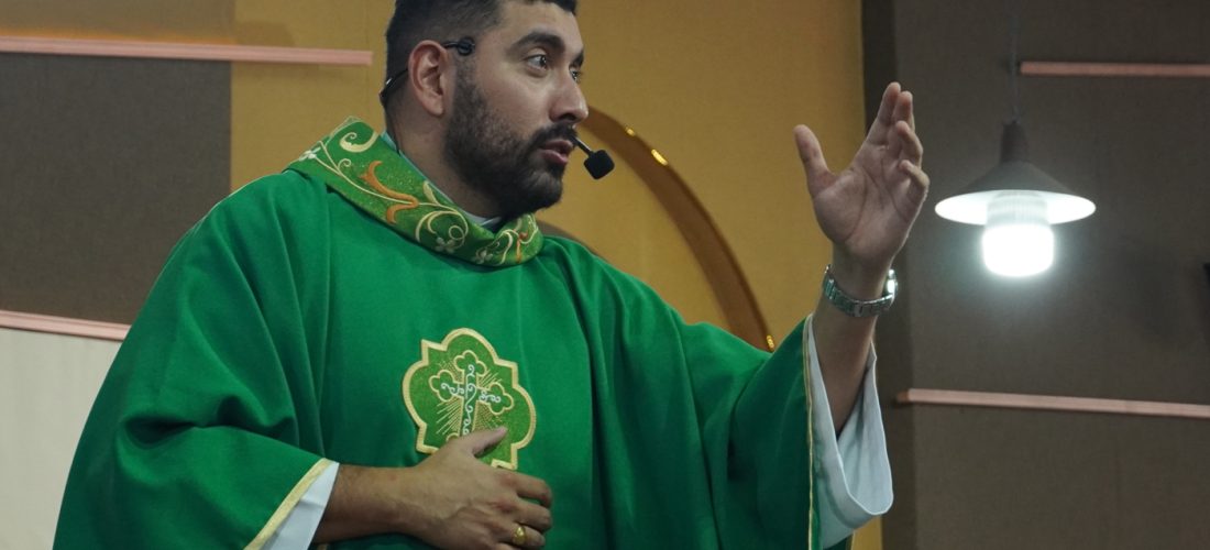 Fr-Diego-2
